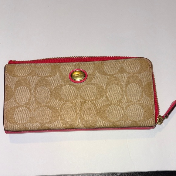 Coach Beige and Pink Women's Wallet - Picture 1 of 11